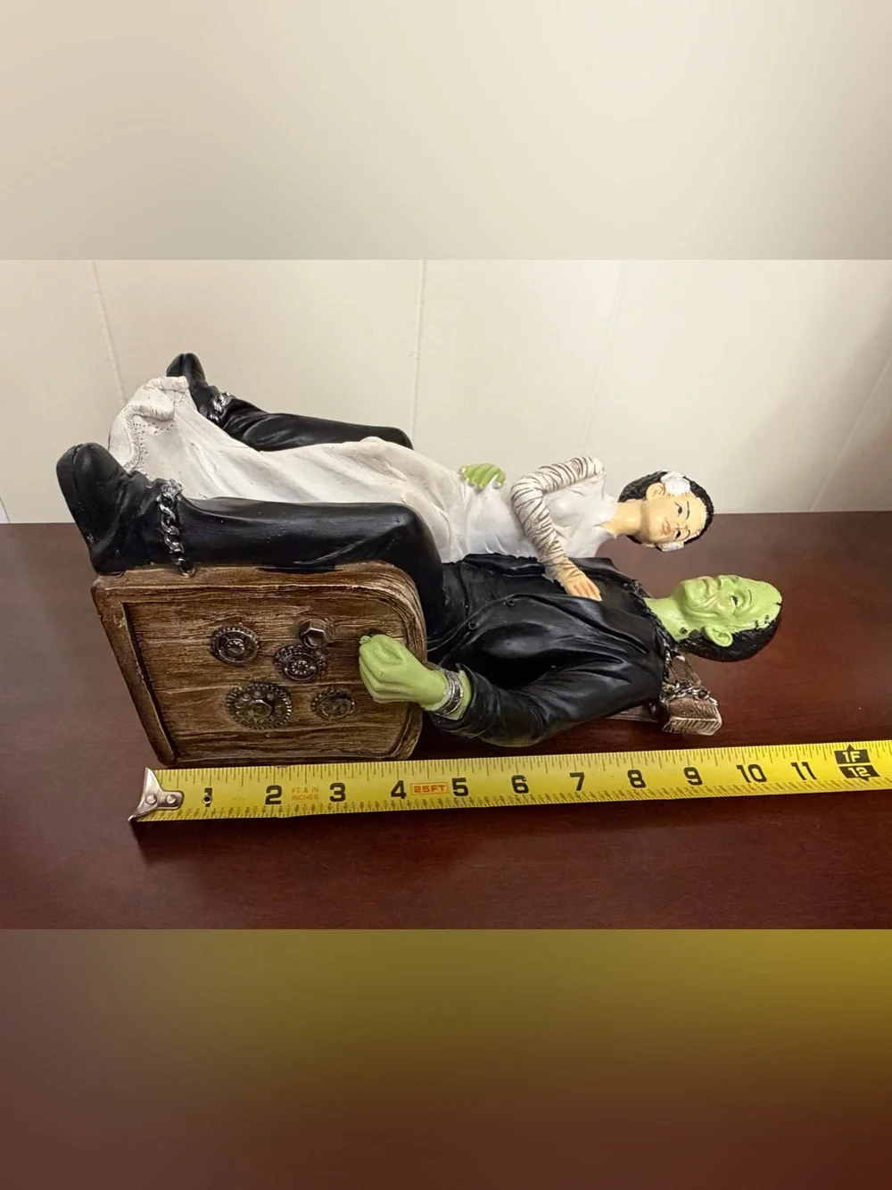 Bride of Frankenstein & Monster Resin Figurine Statue - Gothic Halloween EUC